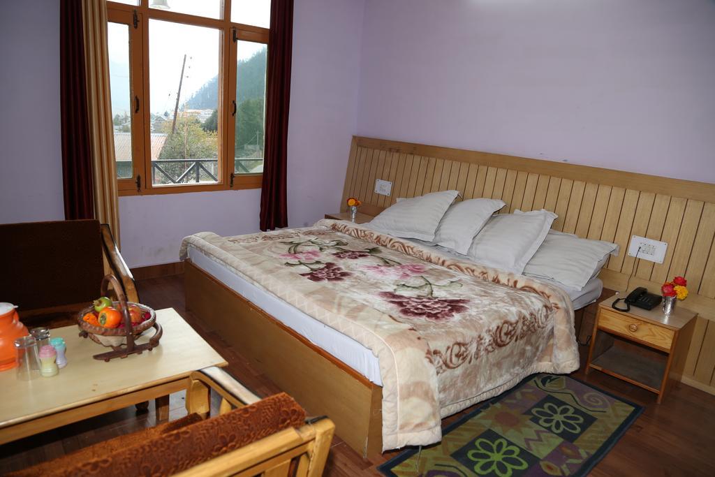 Hotel Ridge View Manāli Exteriér fotografie