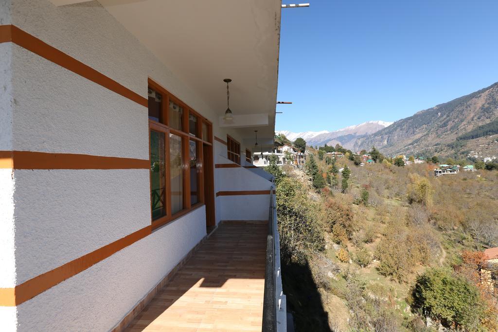 Hotel Ridge View Manāli Exteriér fotografie