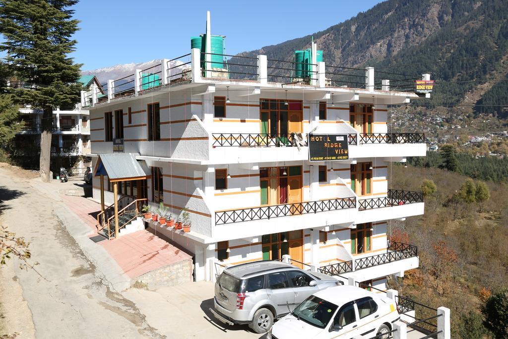 Hotel Ridge View Manāli Exteriér fotografie